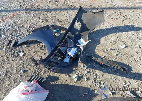 2015 Toyota Corolla L z USA, uszkodzony, nr VIN 2T1BURHEXFC307014